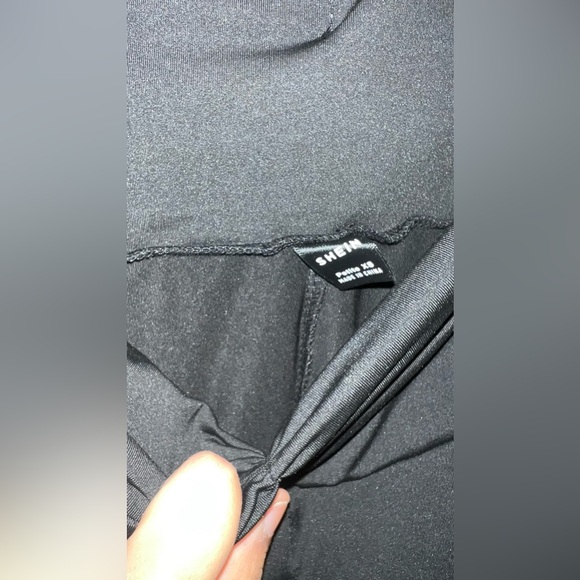SHEIN flared black pants - Picture 4 of 4